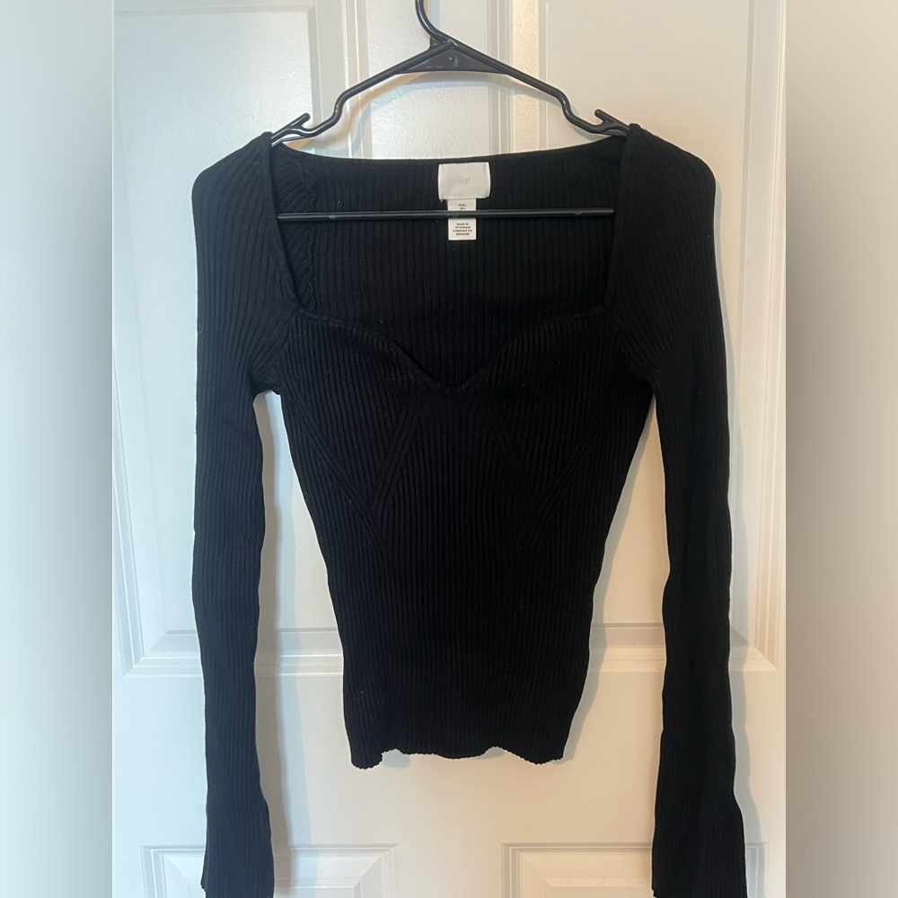 H&M Black Ribbed Knit Sweater